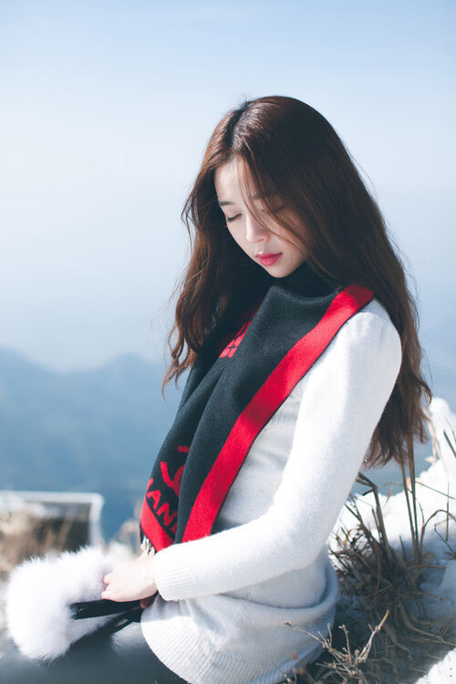 终极大戏！梅赛德斯绝杀红牛二队，勒克莱尔极限超车点燃肾上腺素