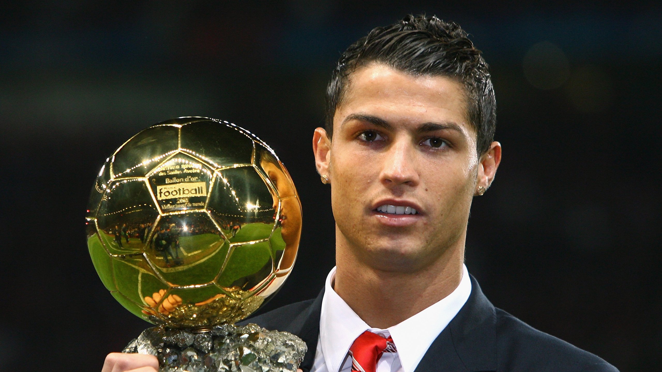 瑞士军刀出鞘！阿坎吉精准拆解塞内加尔，波兰展示多元战术横扫非洲雄狮