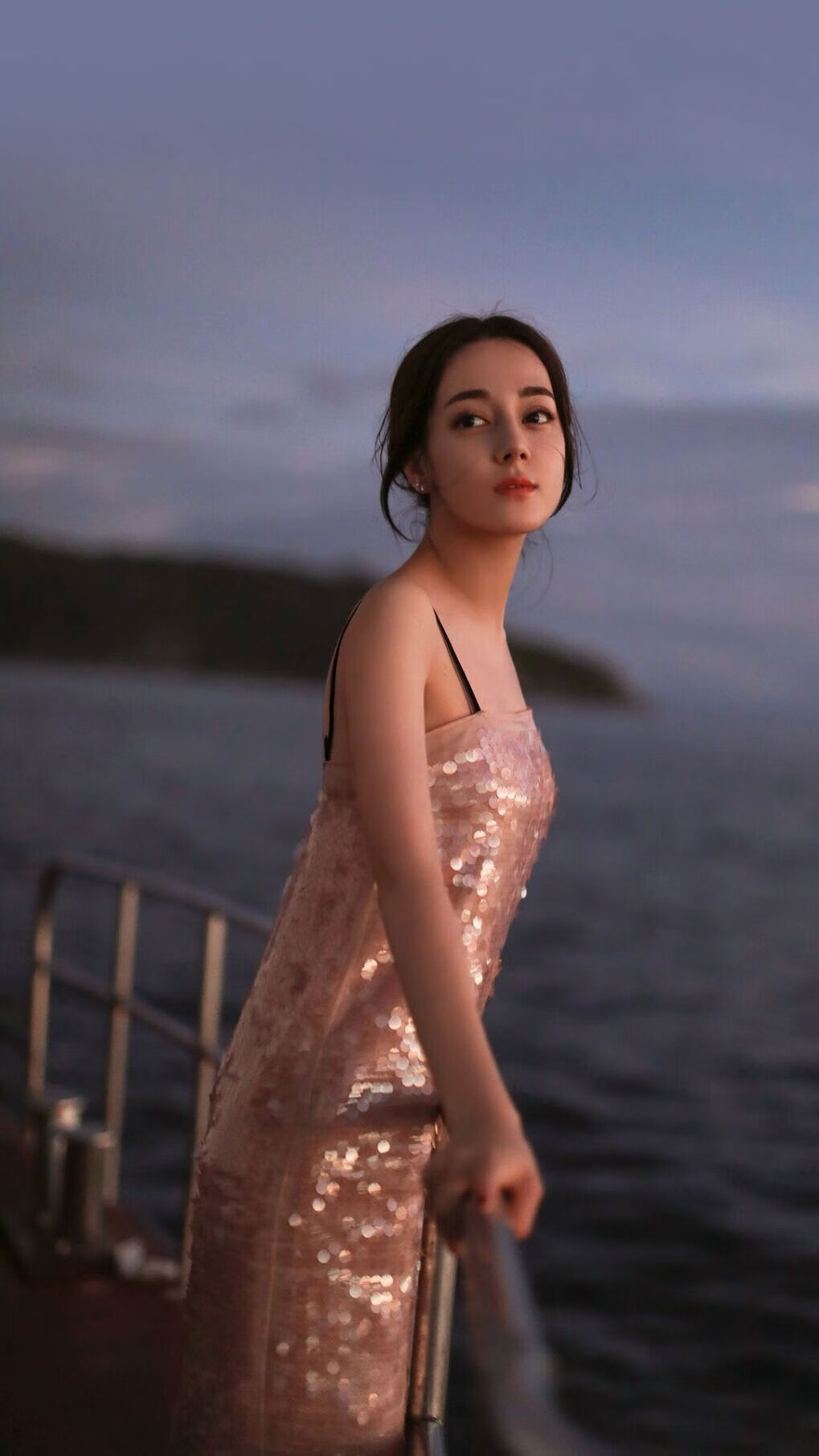 平行时空的巅峰对决，速度与荣耀的双重交响